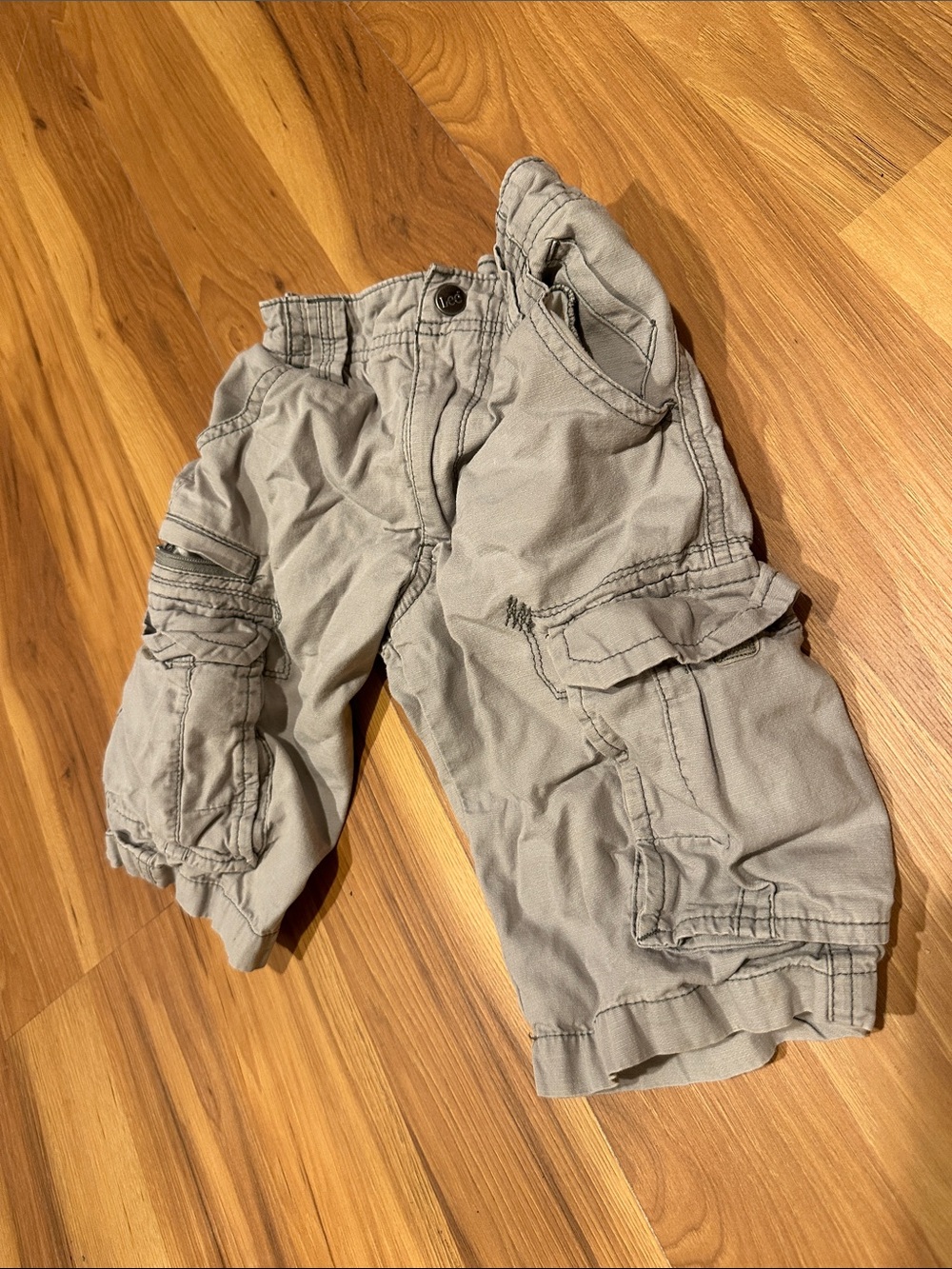 Lee Cargo Shorts - Light Gray Tan